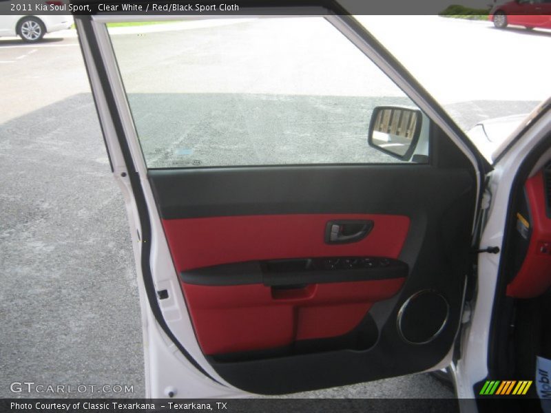 Clear White / Red/Black Sport Cloth 2011 Kia Soul Sport