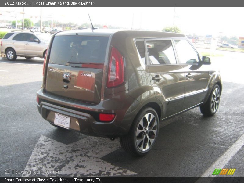 Moss Green / Sand/Black Leather 2012 Kia Soul !