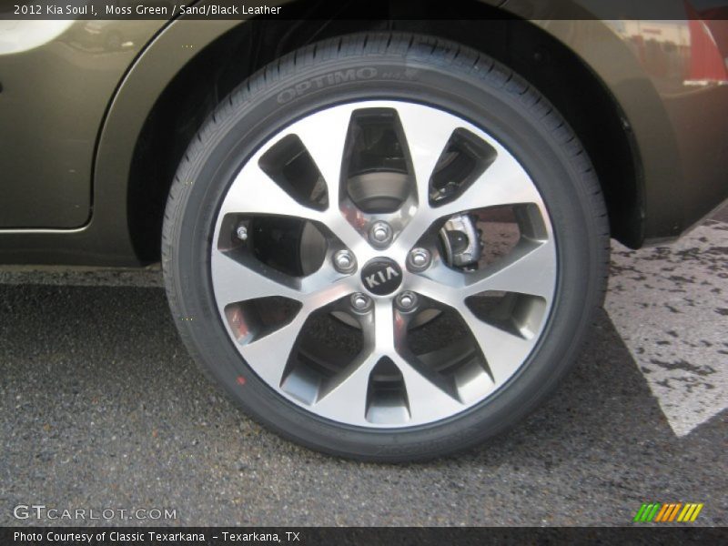 Moss Green / Sand/Black Leather 2012 Kia Soul !