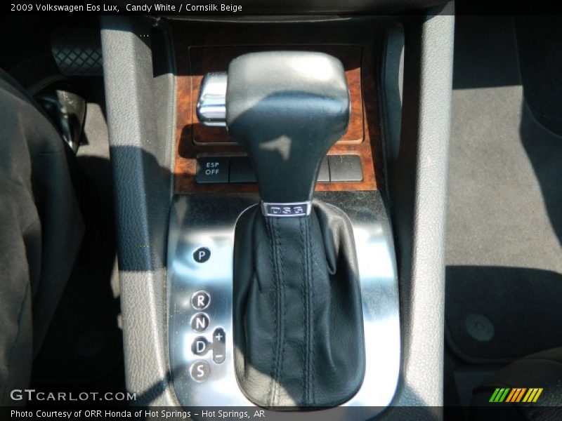 Candy White / Cornsilk Beige 2009 Volkswagen Eos Lux