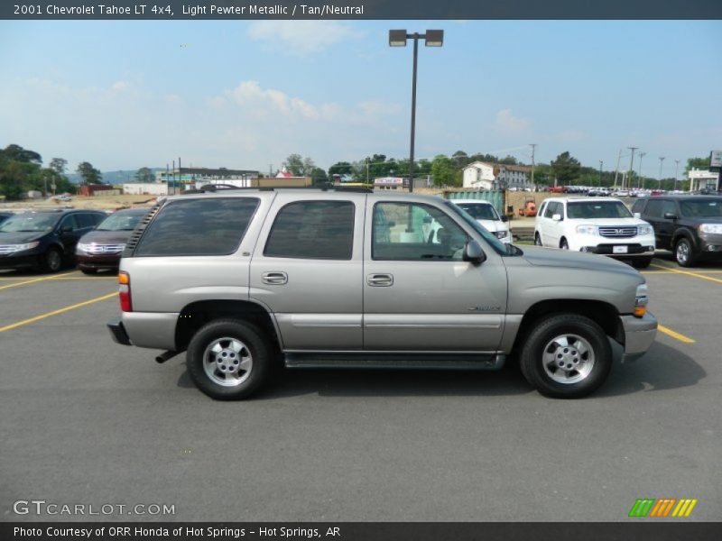 Light Pewter Metallic / Tan/Neutral 2001 Chevrolet Tahoe LT 4x4