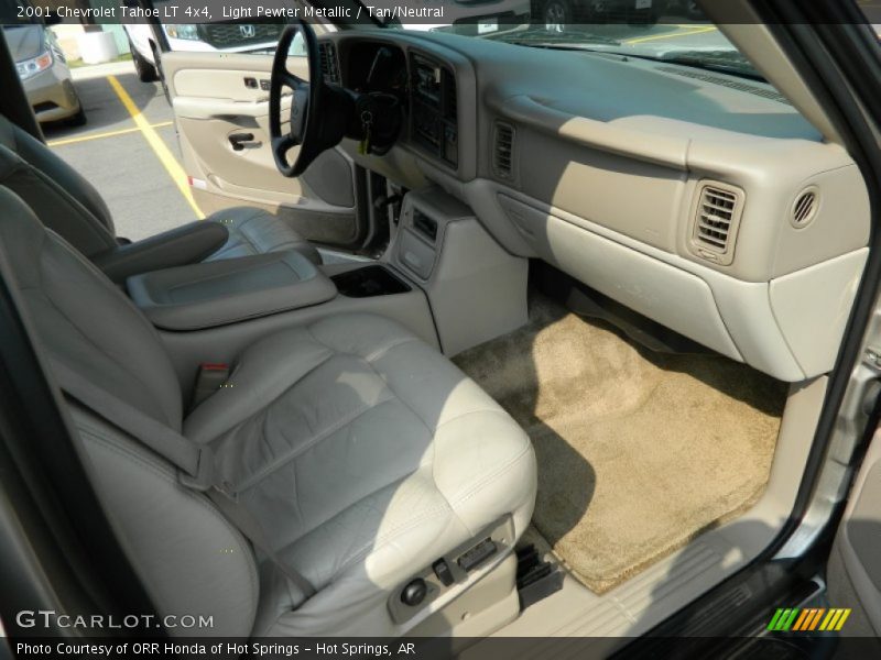 Light Pewter Metallic / Tan/Neutral 2001 Chevrolet Tahoe LT 4x4