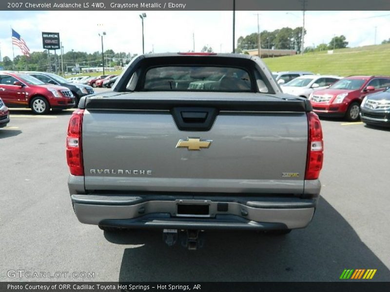 Graystone Metallic / Ebony 2007 Chevrolet Avalanche LS 4WD