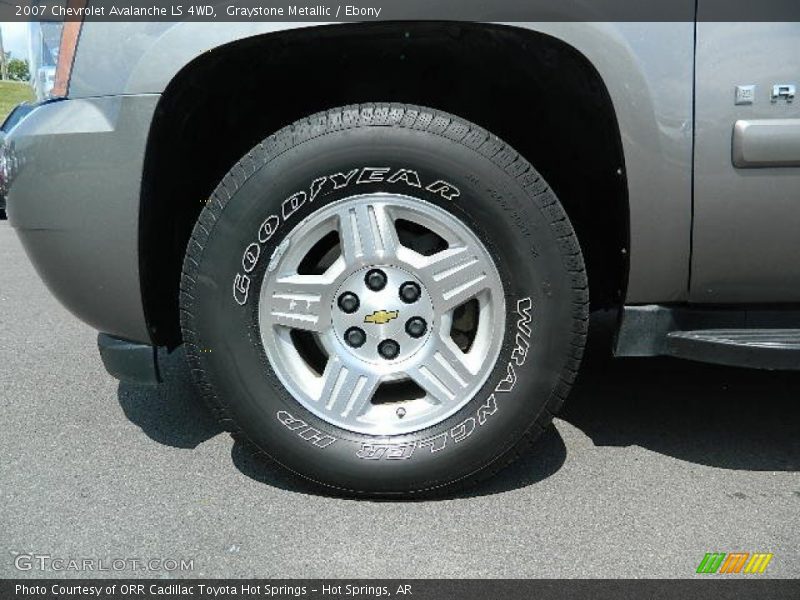 Graystone Metallic / Ebony 2007 Chevrolet Avalanche LS 4WD