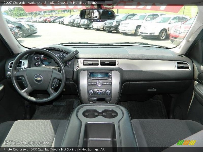Graystone Metallic / Ebony 2007 Chevrolet Avalanche LS 4WD