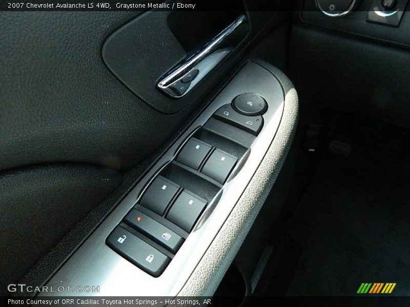 Graystone Metallic / Ebony 2007 Chevrolet Avalanche LS 4WD