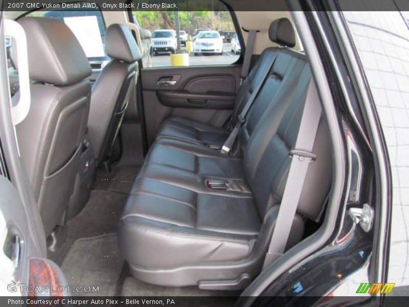Onyx Black / Ebony Black 2007 GMC Yukon Denali AWD