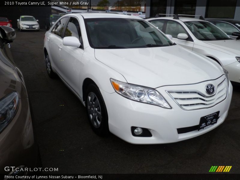 Super White / Ash Gray 2010 Toyota Camry LE