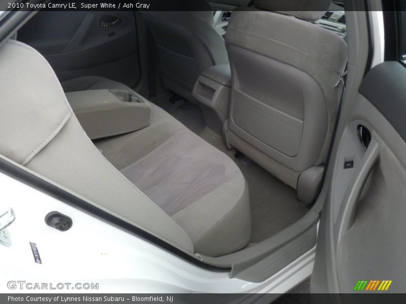 Super White / Ash Gray 2010 Toyota Camry LE