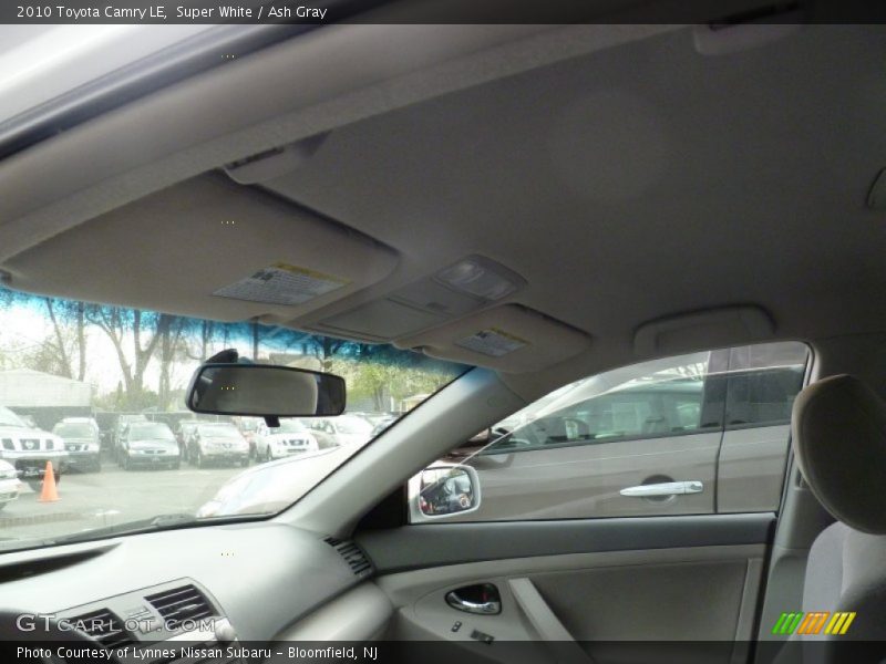 Super White / Ash Gray 2010 Toyota Camry LE