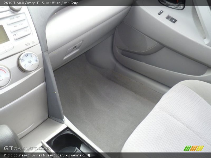 Super White / Ash Gray 2010 Toyota Camry LE