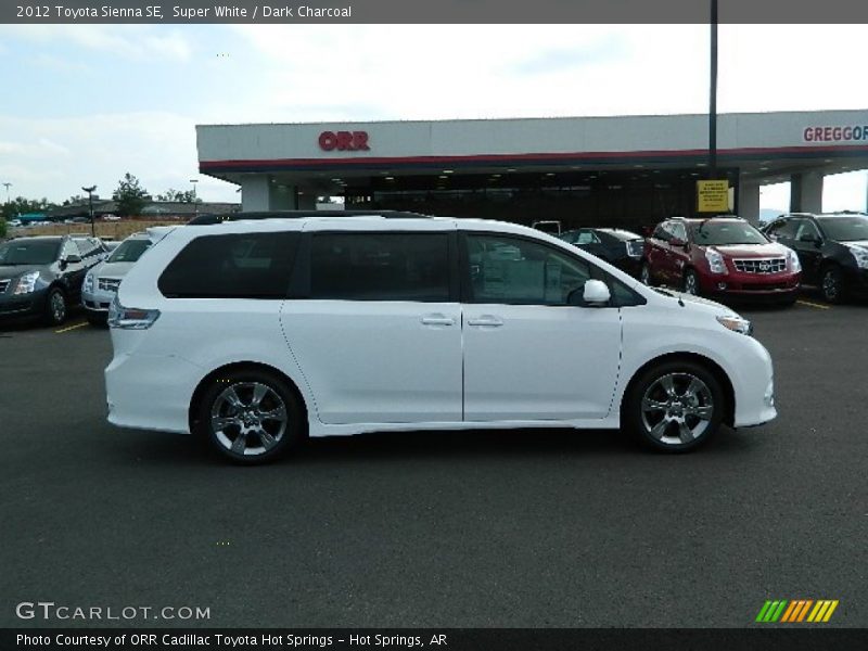 Super White / Dark Charcoal 2012 Toyota Sienna SE