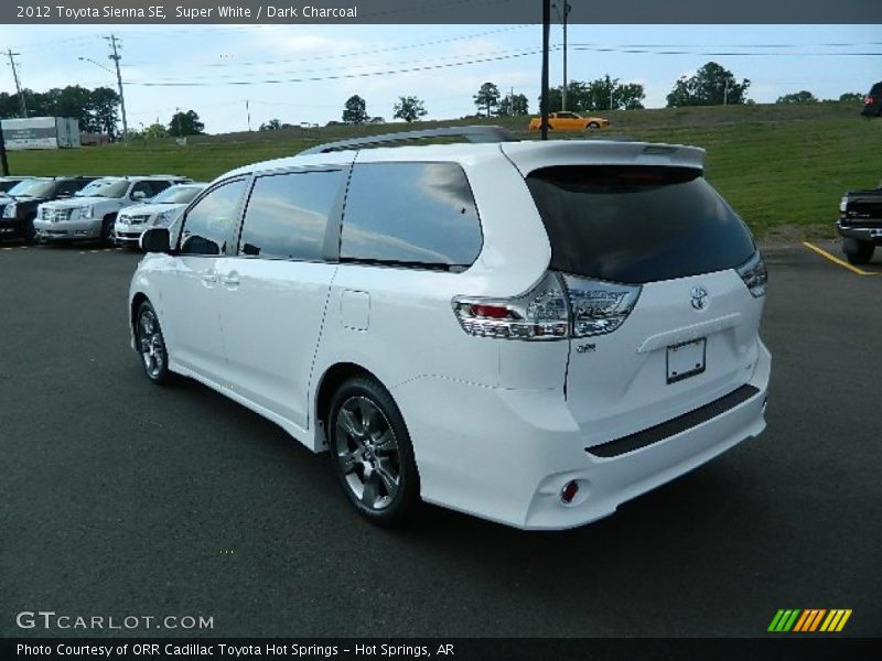 Super White / Dark Charcoal 2012 Toyota Sienna SE