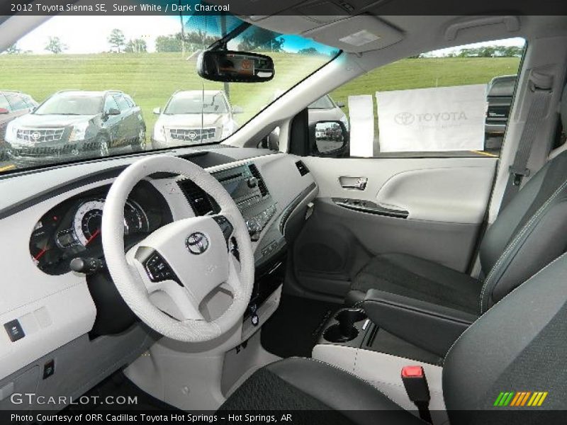 Super White / Dark Charcoal 2012 Toyota Sienna SE