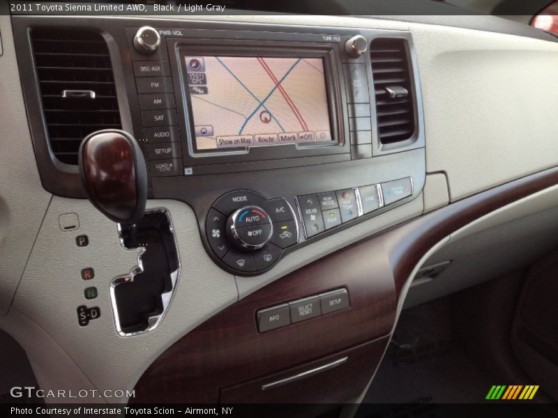 Black / Light Gray 2011 Toyota Sienna Limited AWD