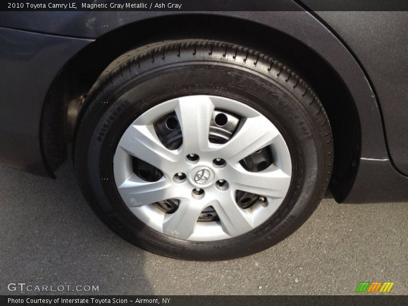 Magnetic Gray Metallic / Ash Gray 2010 Toyota Camry LE