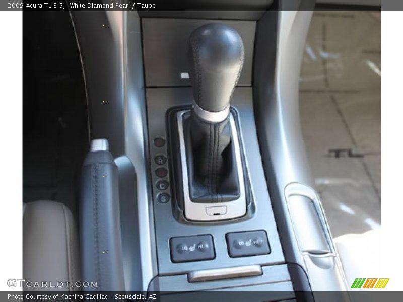 White Diamond Pearl / Taupe 2009 Acura TL 3.5