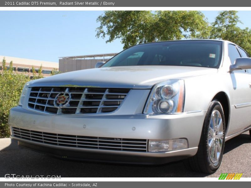 Radiant Silver Metallic / Ebony 2011 Cadillac DTS Premium