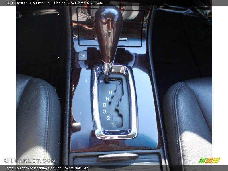Radiant Silver Metallic / Ebony 2011 Cadillac DTS Premium