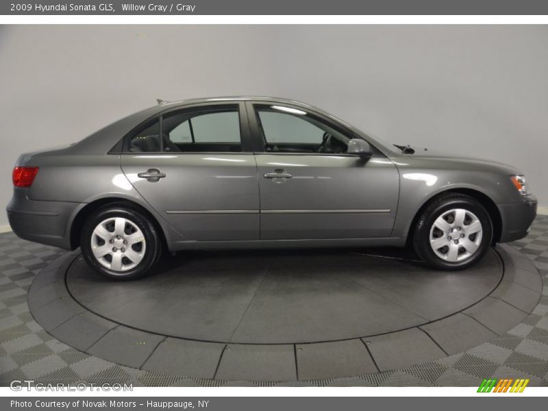 Willow Gray / Gray 2009 Hyundai Sonata GLS