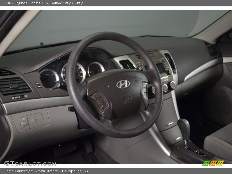 Willow Gray / Gray 2009 Hyundai Sonata GLS