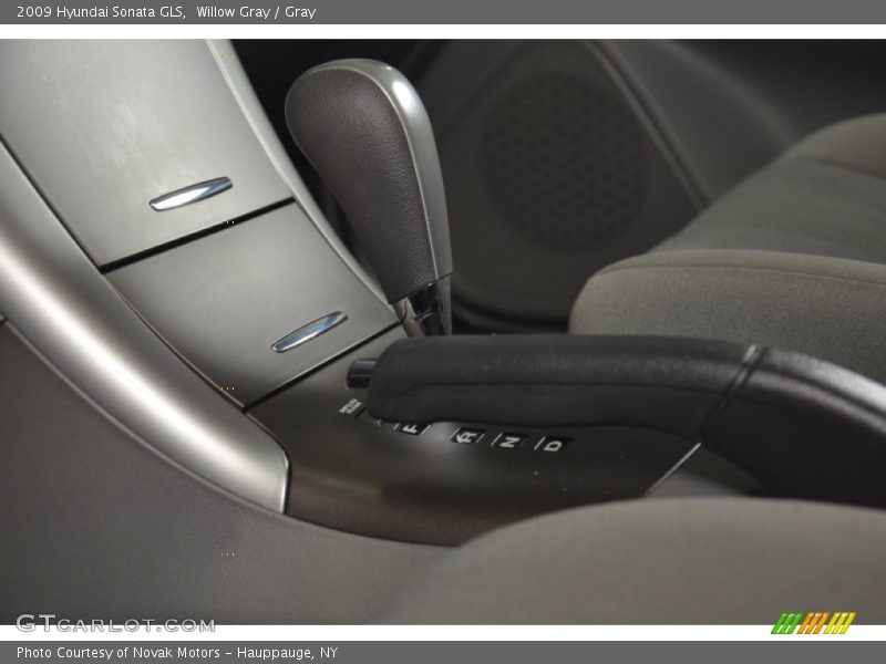 Willow Gray / Gray 2009 Hyundai Sonata GLS