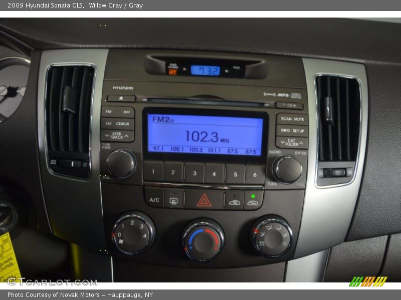 Willow Gray / Gray 2009 Hyundai Sonata GLS