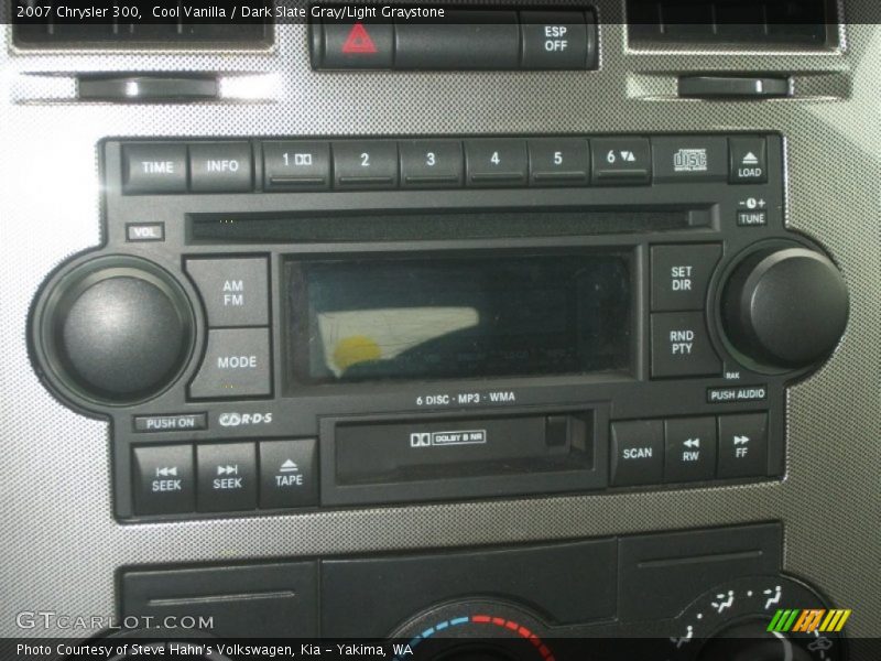 Cool Vanilla / Dark Slate Gray/Light Graystone 2007 Chrysler 300