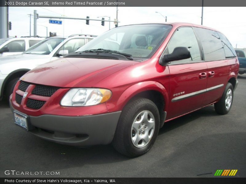 Inferno Red Tinted Pearlcoat / Sandstone 2001 Dodge Caravan SE