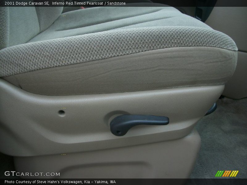 Inferno Red Tinted Pearlcoat / Sandstone 2001 Dodge Caravan SE