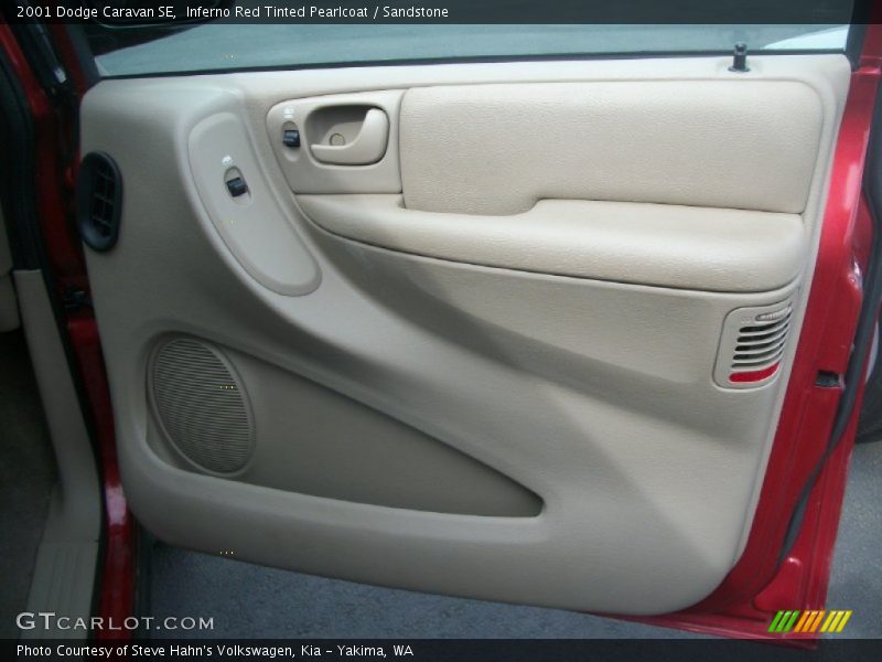 Inferno Red Tinted Pearlcoat / Sandstone 2001 Dodge Caravan SE