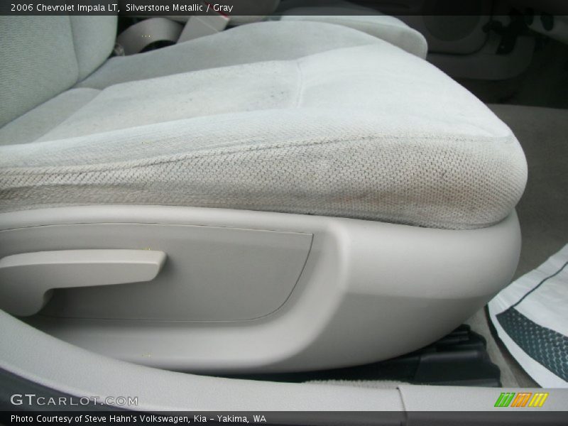 Silverstone Metallic / Gray 2006 Chevrolet Impala LT