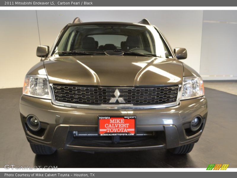 Carbon Pearl / Black 2011 Mitsubishi Endeavor LS