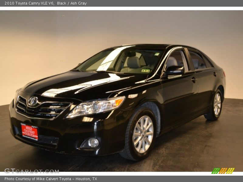 Black / Ash Gray 2010 Toyota Camry XLE V6