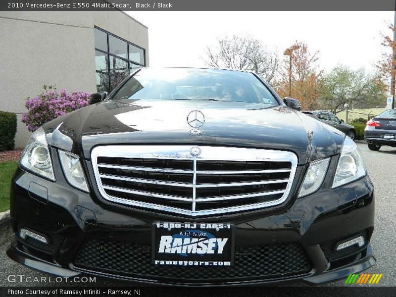 Black / Black 2010 Mercedes-Benz E 550 4Matic Sedan