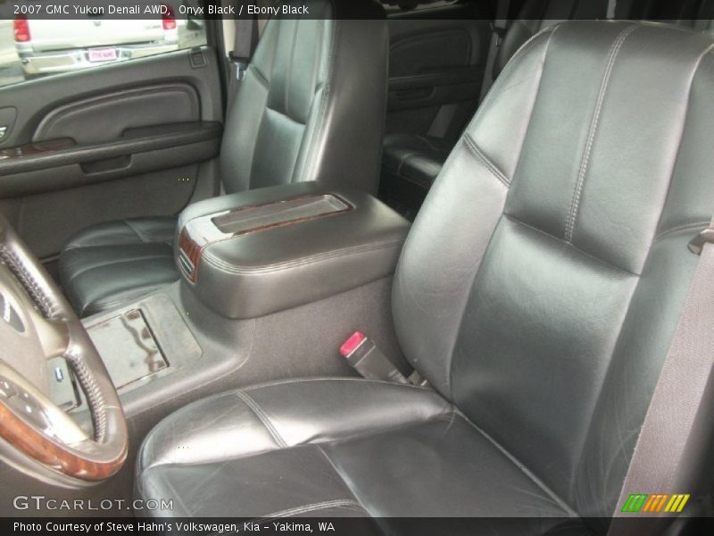 Onyx Black / Ebony Black 2007 GMC Yukon Denali AWD