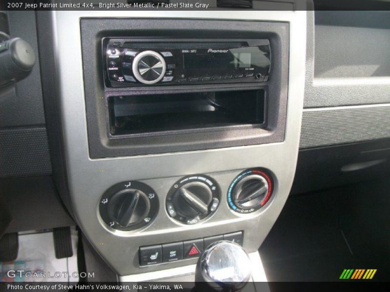 Bright Silver Metallic / Pastel Slate Gray 2007 Jeep Patriot Limited 4x4