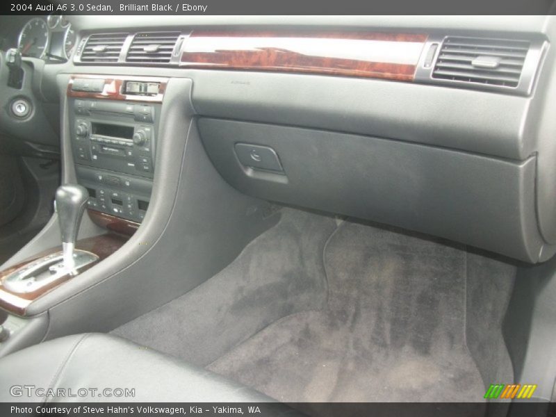 Brilliant Black / Ebony 2004 Audi A6 3.0 Sedan