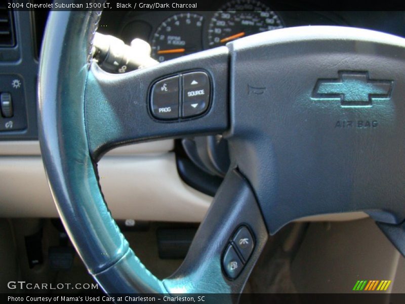 Black / Gray/Dark Charcoal 2004 Chevrolet Suburban 1500 LT