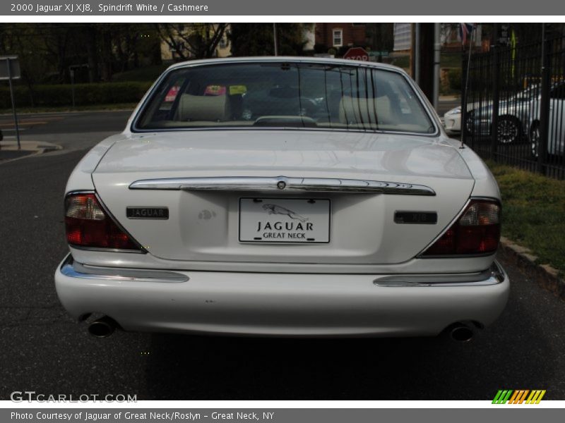Spindrift White / Cashmere 2000 Jaguar XJ XJ8