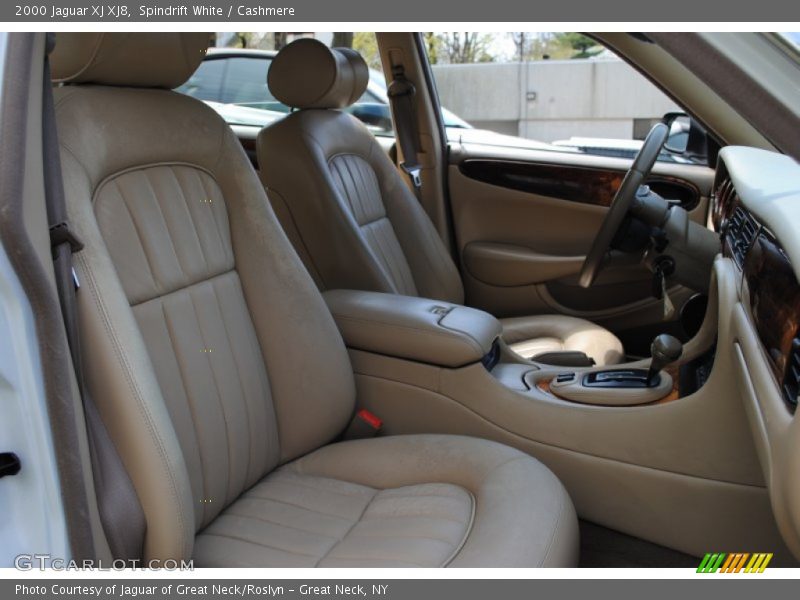 Spindrift White / Cashmere 2000 Jaguar XJ XJ8