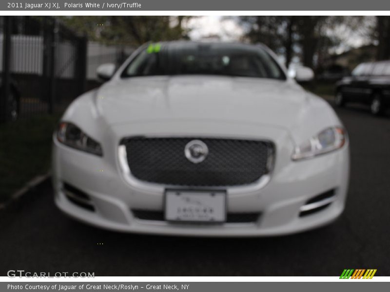 Polaris White / Ivory/Truffle 2011 Jaguar XJ XJ