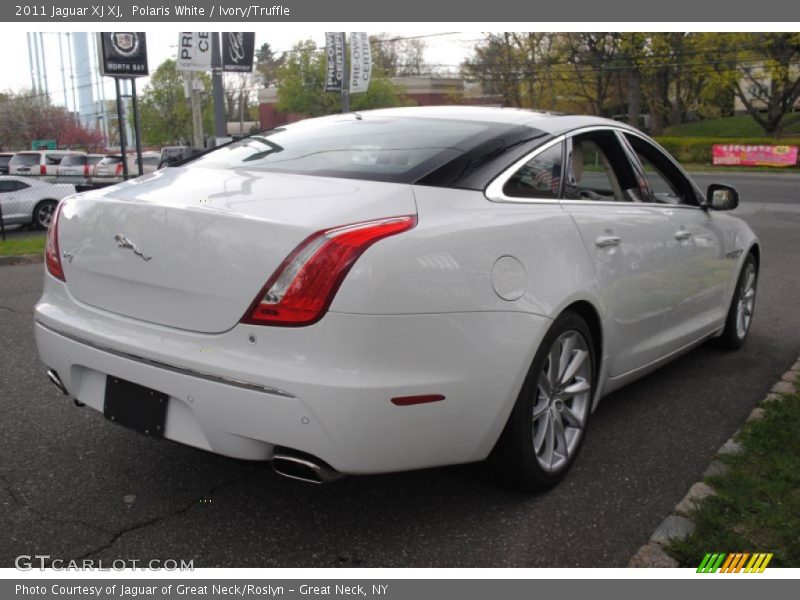 Polaris White / Ivory/Truffle 2011 Jaguar XJ XJ