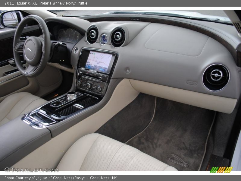 Polaris White / Ivory/Truffle 2011 Jaguar XJ XJ