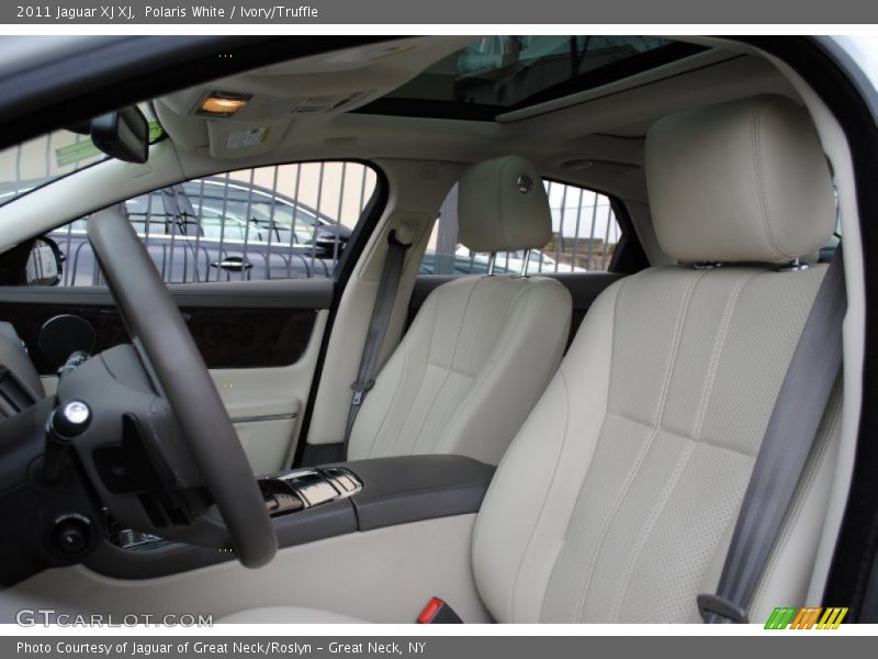 Polaris White / Ivory/Truffle 2011 Jaguar XJ XJ