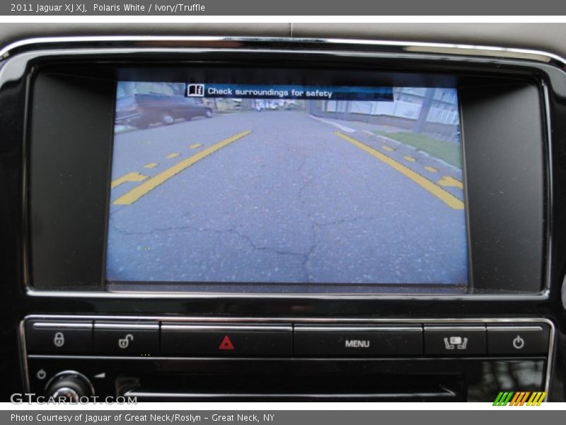 Polaris White / Ivory/Truffle 2011 Jaguar XJ XJ