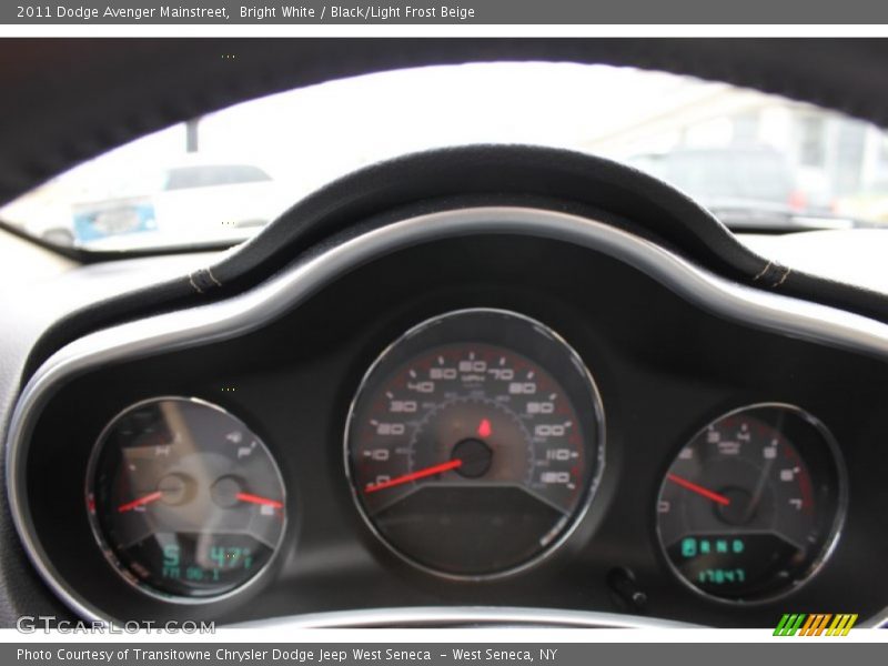 Bright White / Black/Light Frost Beige 2011 Dodge Avenger Mainstreet