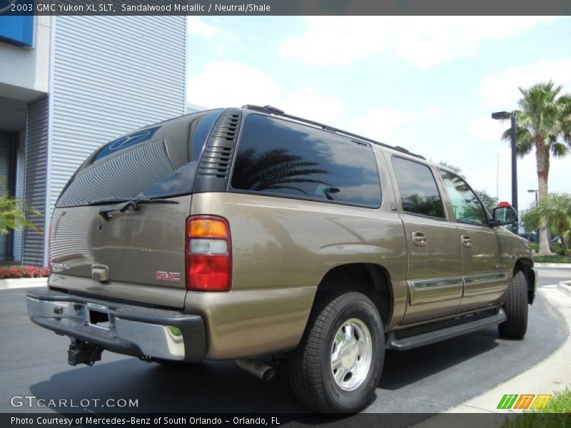 Sandalwood Metallic / Neutral/Shale 2003 GMC Yukon XL SLT
