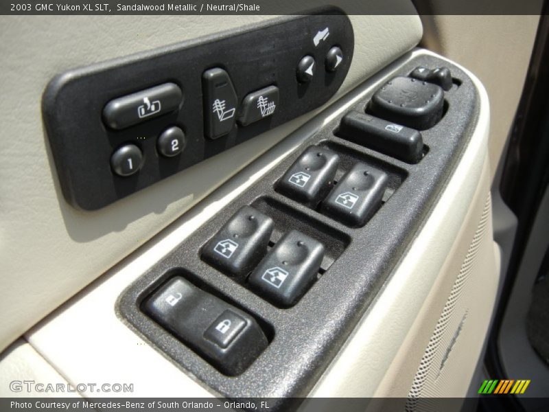 Sandalwood Metallic / Neutral/Shale 2003 GMC Yukon XL SLT