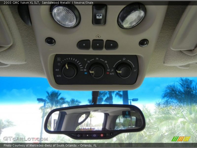 Sandalwood Metallic / Neutral/Shale 2003 GMC Yukon XL SLT